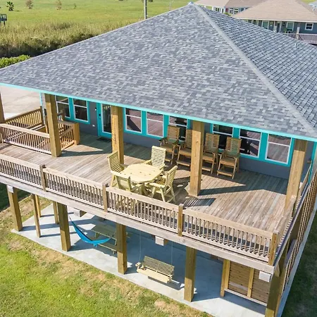 Stylish 4Br Crystal Beach Retreat Walk To Beach Bolivar Peninsula Exterior foto